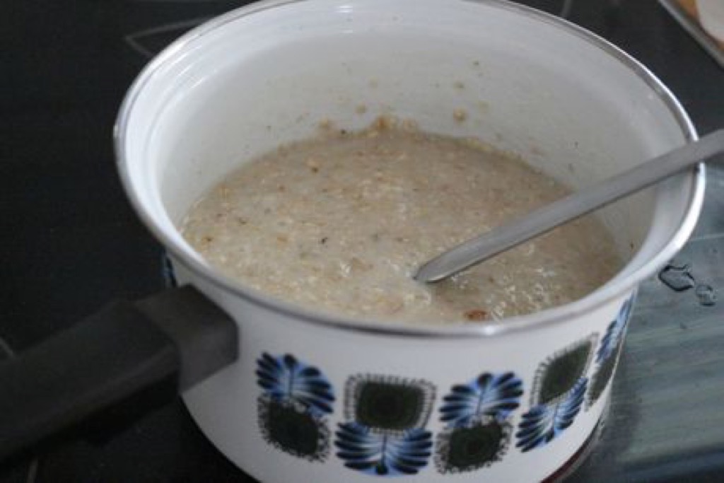 in-nur-3-5-minuten-ist-porridge-fertig-zubereitet